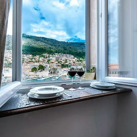 Brand New With Old Port View- Mala Vrata Διαμέρισμα