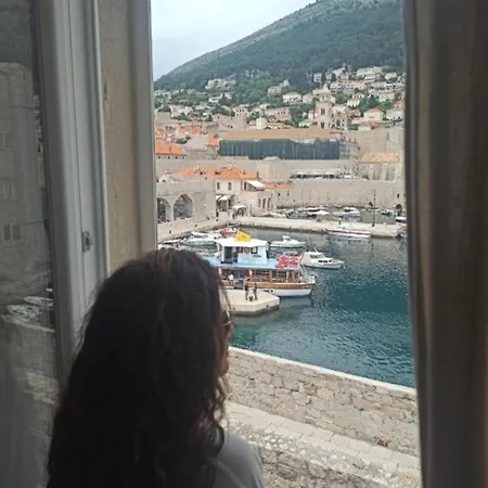 Appartamento Brand New With Old Port View- Mala Vrata