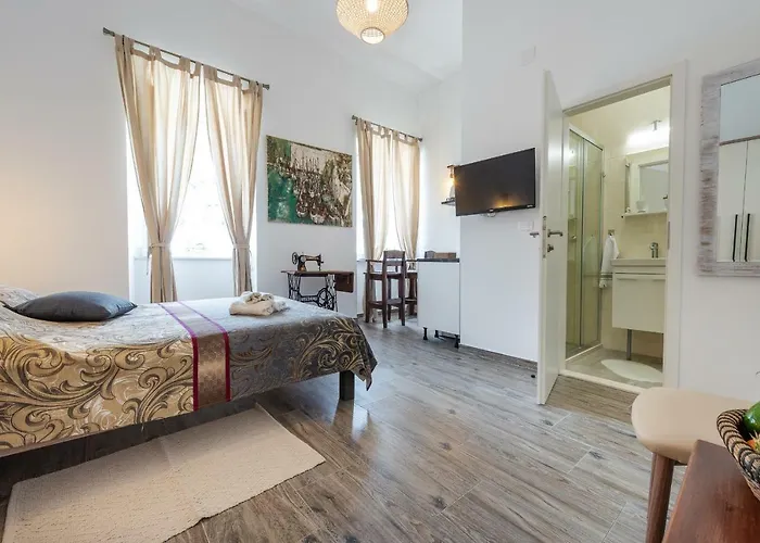 Apartmán Brand New With Old Port View- Mala Vrata